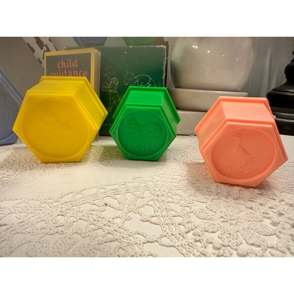 Vintage 1953 Child Guidance Nesting Hexagon Animal Blocks Complete W/Box & Book - Picture 6 of 10